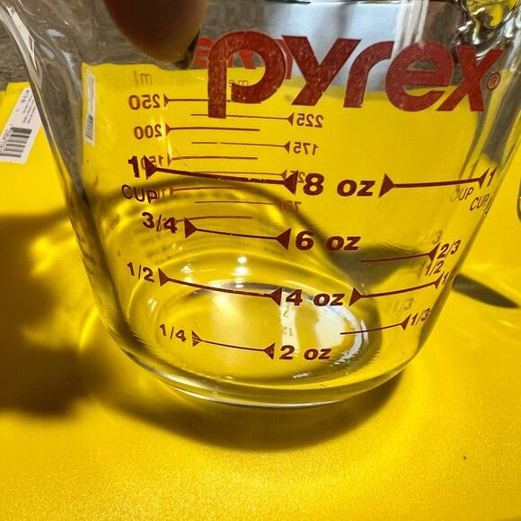 PYREX 1 cup measuring cup, US & metric, ounces & ml - Picture 1 of 6